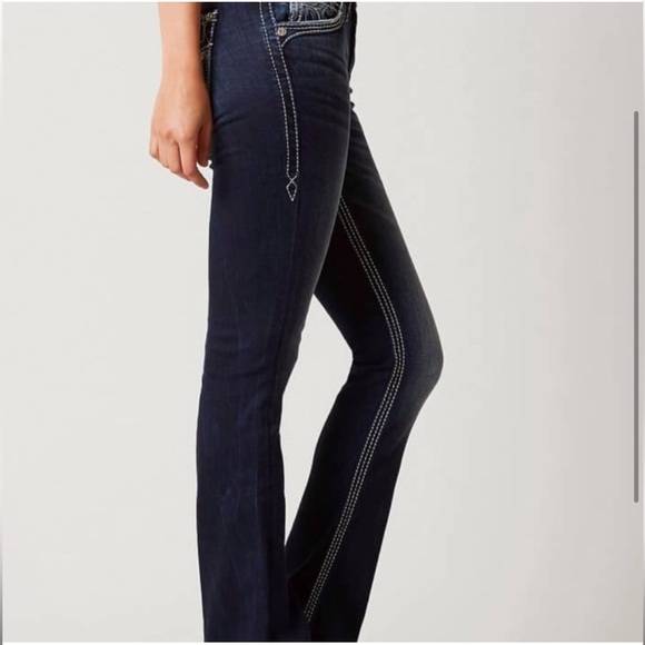 ROCK REVIVAL SUNDEE BOOT STRETCH JEAN 010 - Picture 8 of 17